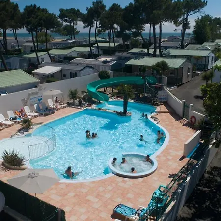 Camping Les Tulipes Campsite